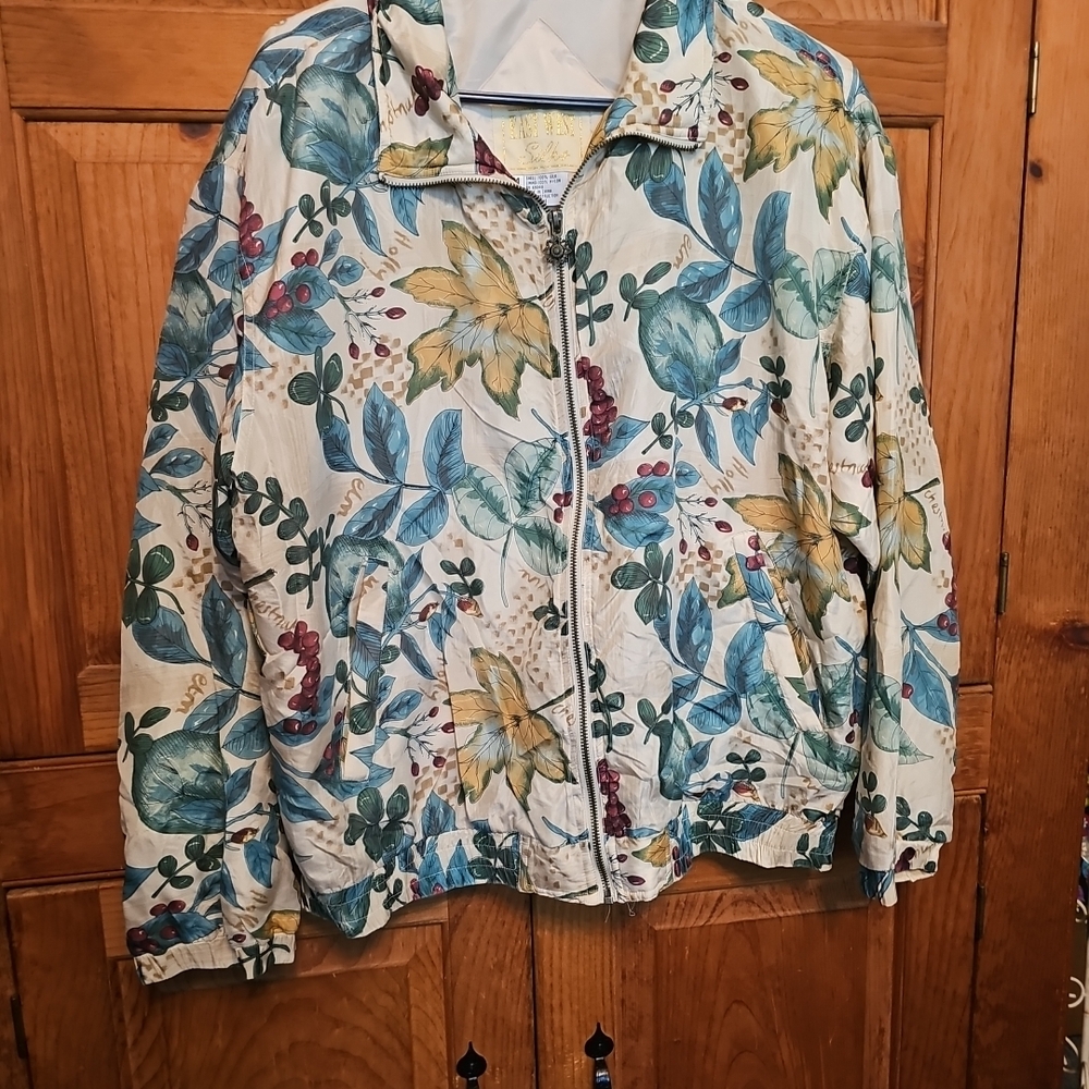 Vintage East West Silks Windbreaker Leaf Pattern Size Med